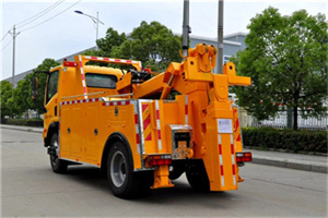 凤山高速路拖车费